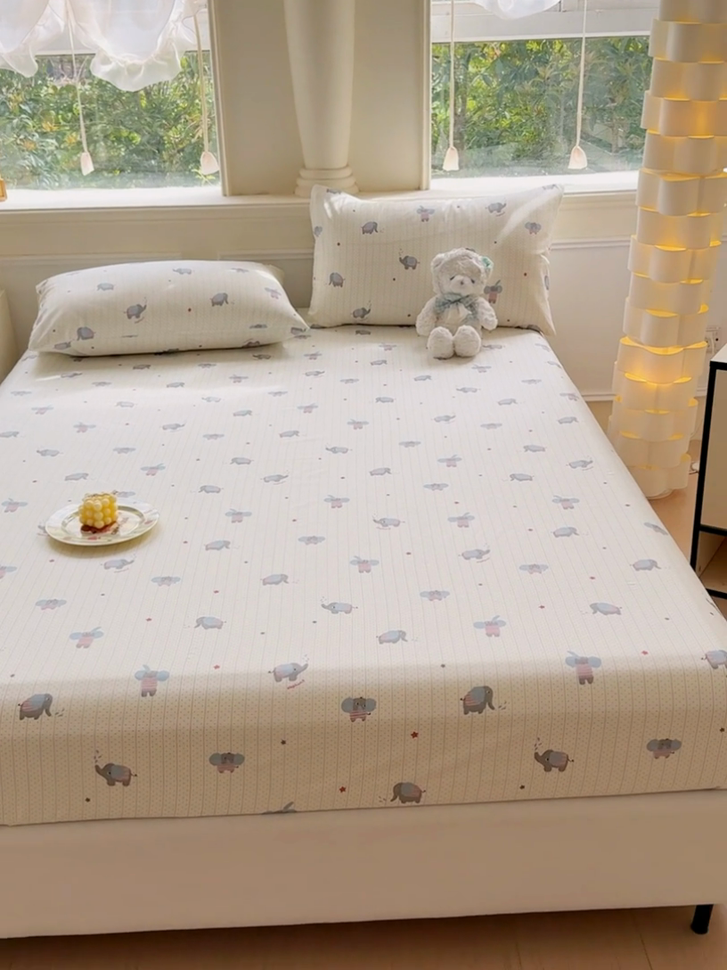 91家纺网 家纺一手货源 找家纺 2025新款全棉床单床笠 灰条小象 床笠款