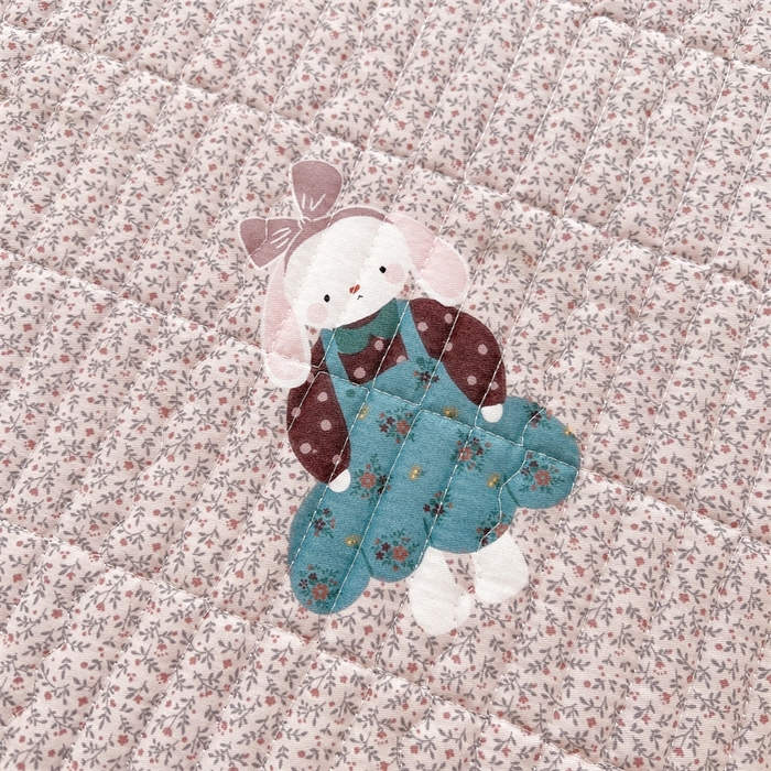 91家纺网 家纺一手货源 找家纺 恒爱 2025新款全棉印花单床盖 安哥拉公主-豆沙