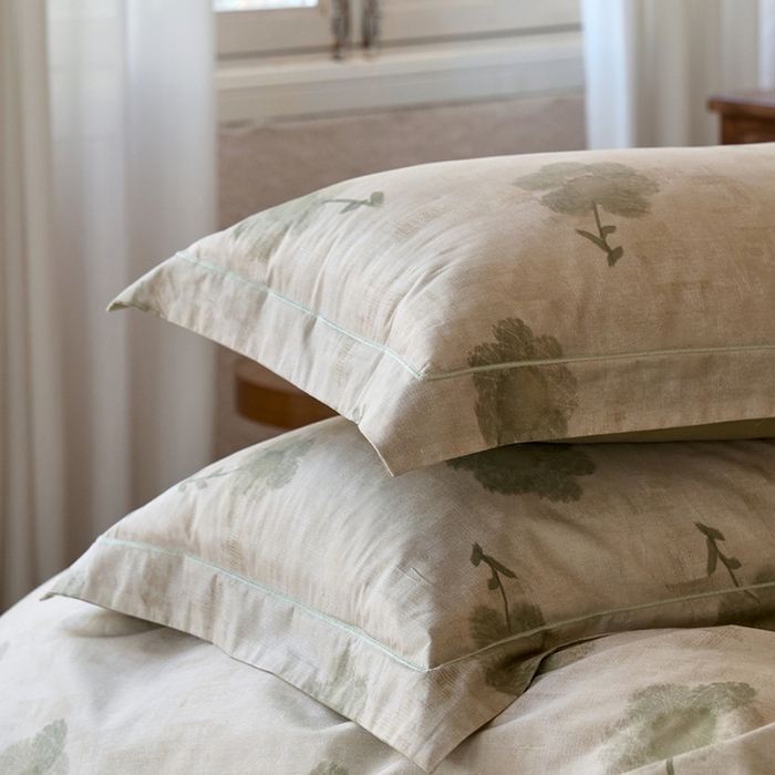 91家纺网 家纺一手货源 找家纺 由丽家纺 2025新款柔棉数码印花四件套系列 花季-绿