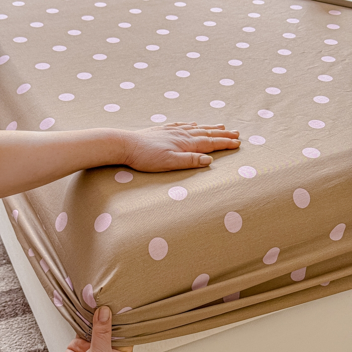 91家纺网 家纺一手货源 找家纺 2025新款全棉床单床笠 复古紫波点 床笠款