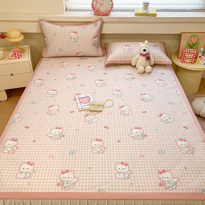 91家纺网 家纺一手货源 找家纺 慕澄家纺 2025新款小清新印花真冰藤系列凉席床席款 床席-粉格猫咪