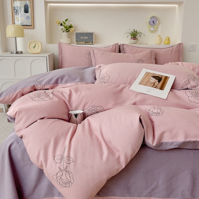 91家纺网 家纺一手货源 找家纺 优品阁 2024新款全棉磨毛四件套 法风玫瑰-粉