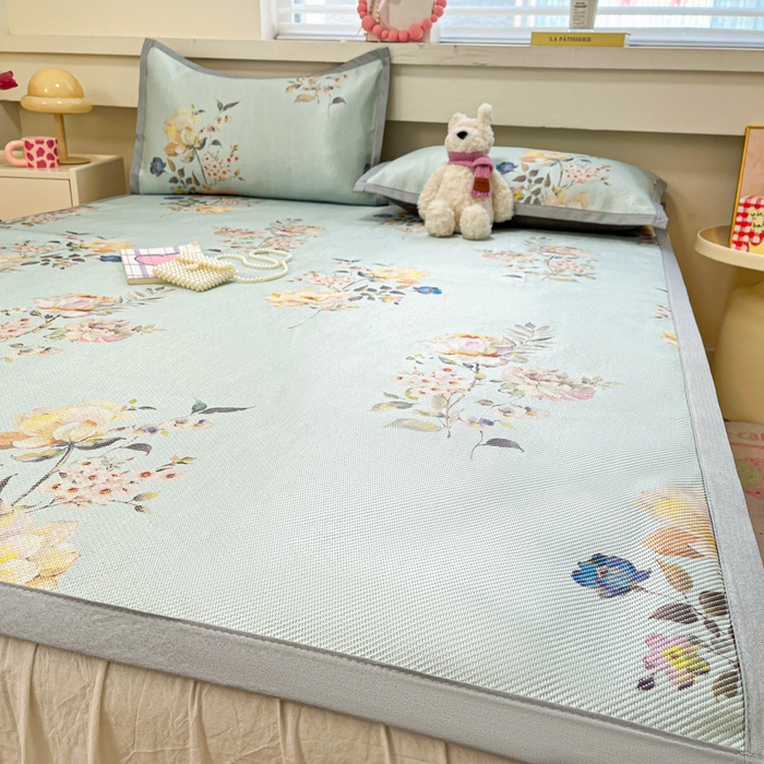 91家纺网 家纺一手货源 找家纺 慕澄家纺 2025新款小清新印花真冰藤系列凉席床席款 床席-陌上花开