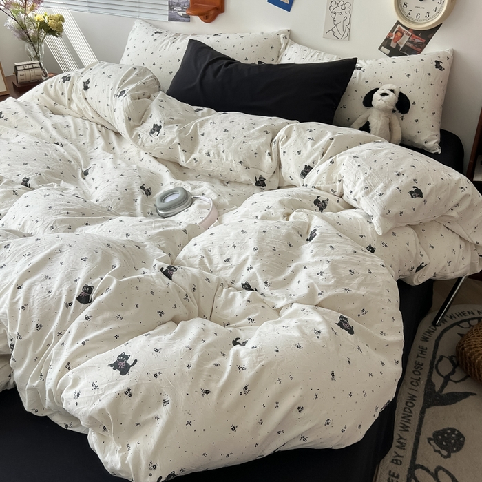 91家纺网 家纺一手货源 找家纺 罗亿家纺 罗亿家纺 2025新款软绵绵的双拼印花小清新云朵皱皱水洗棉四件套（含买家秀） 猫语日记