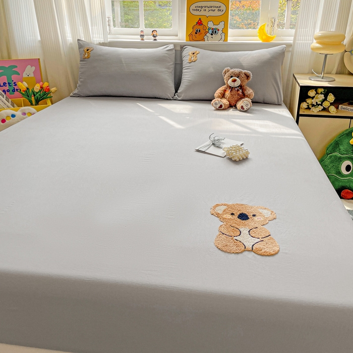 91家纺网 家纺一手货源 找家纺 海岛哥哥 2025春夏新款卡通毛巾绣床笠 佛系考拉