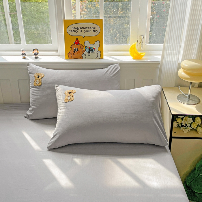 91家纺网 家纺一手货源 找家纺 海岛哥哥 2025春夏新款卡通毛巾绣床笠 佛系考拉