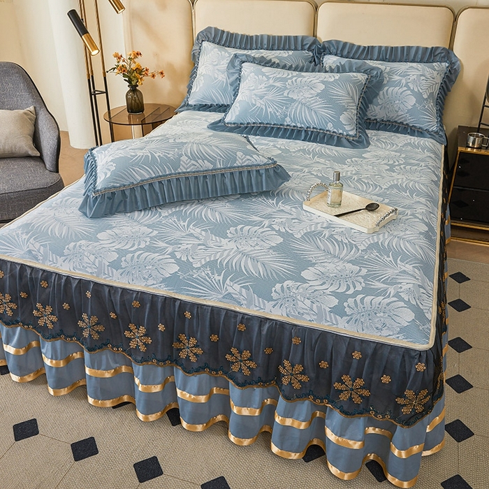 91家纺网 家纺一手货源 找家纺 情恒家纺   2025新款提花PE海洋丝可脱卸床裙席三件套 生如夏花 雾蓝