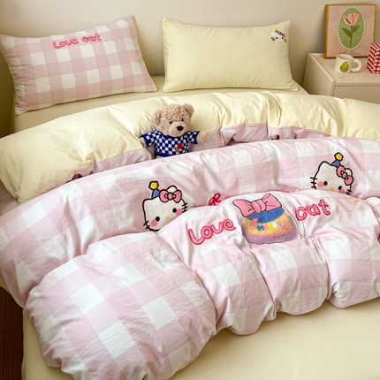 雨帆  2025新款卡通水洗棉毛巾绣四件套 粉格芝士