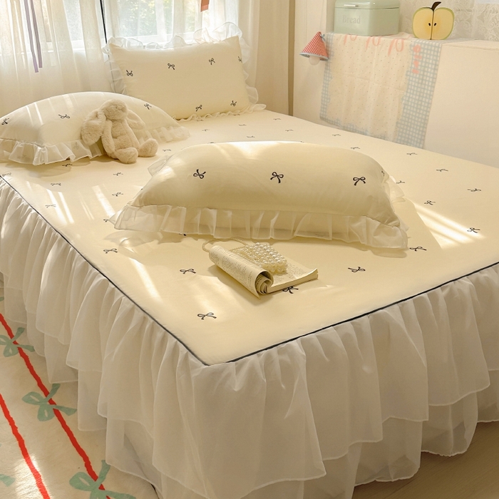 91家纺网 家纺一手货源 找家纺 （总）老K (原美阁）2025年新款双层雪纺床裙款冰丝空调软席三件套