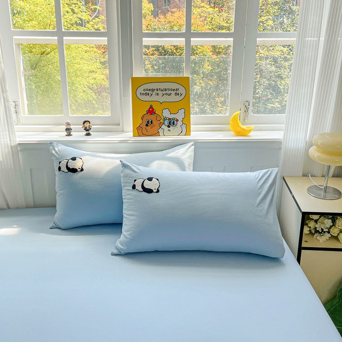 91家纺网 家纺一手货源 找家纺 海岛哥哥 2025春夏新款卡通毛巾绣床笠 顽皮熊猫-蓝