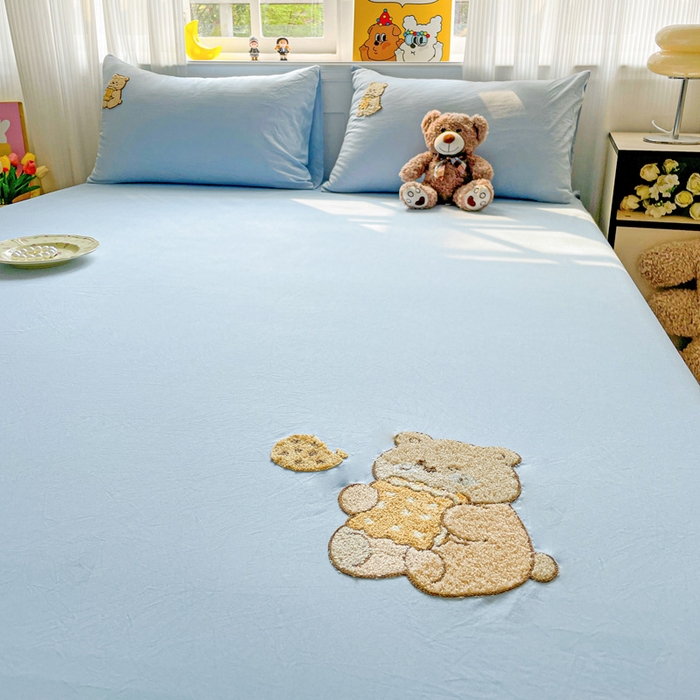 91家纺网 家纺一手货源 找家纺 海岛哥哥 2025春夏新款卡通毛巾绣床笠 小熊饼干-蓝