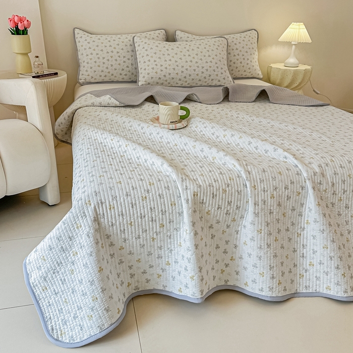 91家纺网 家纺一手货源 找家纺 橘夏家纺2025爆款棉感珍珠绸印花床盖三件套 花非花--雅韵灰