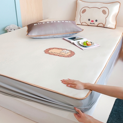 如一2025A类ins大版数码卡通印花冰丝凉感席 奶油熊-床笠-床笠