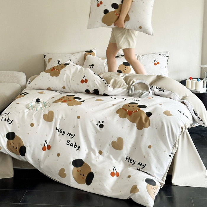 91家纺网 家纺一手货源 找家纺 澳梵家居 2025新款全棉印花四件套 乖乖狗