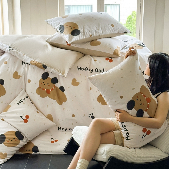 91家纺网 家纺一手货源 找家纺 澳梵家居 2025新款全棉印花四件套 乖乖狗