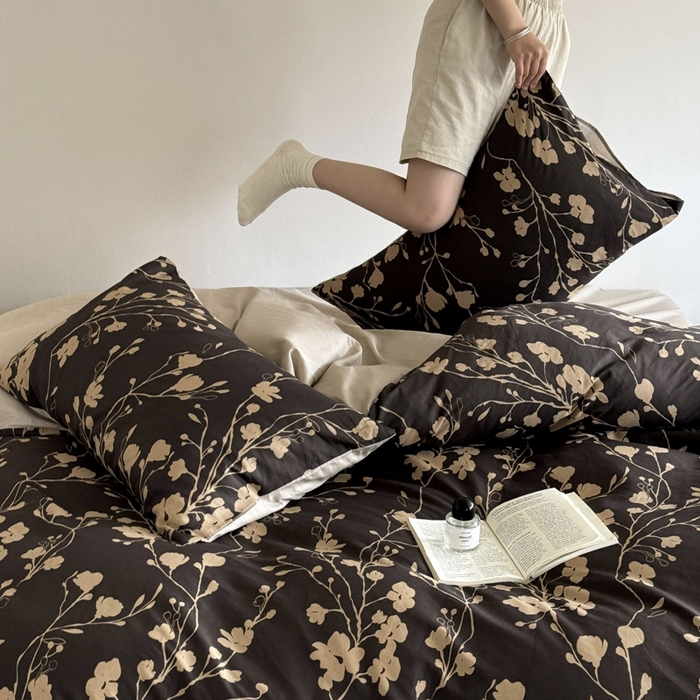 91家纺网 家纺一手货源 找家纺 澳梵家居 2025新款全棉印花四件套 花韵连锦