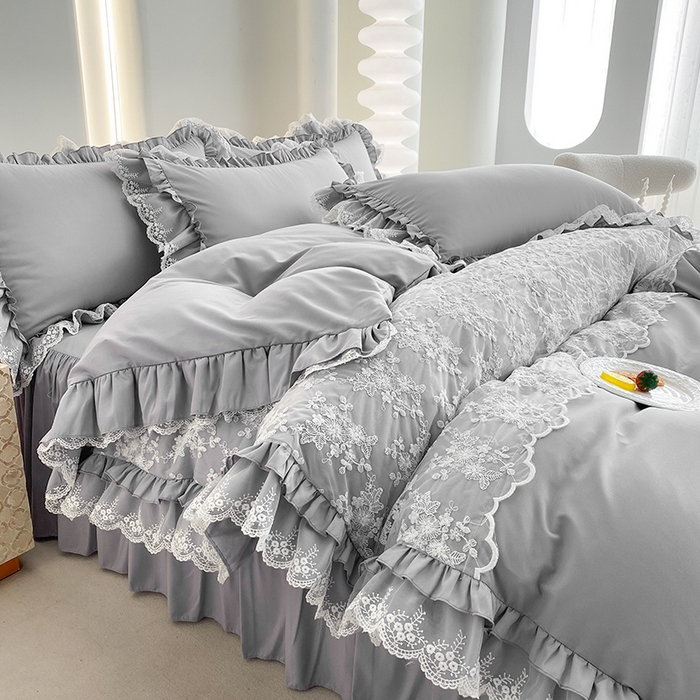 91家纺网 家纺一手货源 找家纺 乐卧家居 2026新款静奢老钱风精致蕾丝时尚花边繁花-奢华版系列四件套 繁花-奢华版灰色