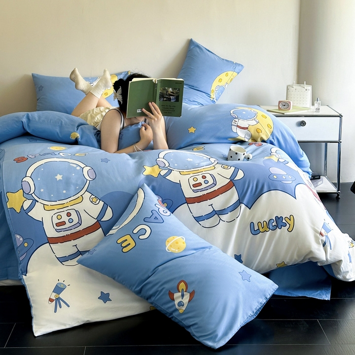 91家纺网 家纺一手货源 找家纺 澳梵家居 2025新款全棉印花四件套 宇航员