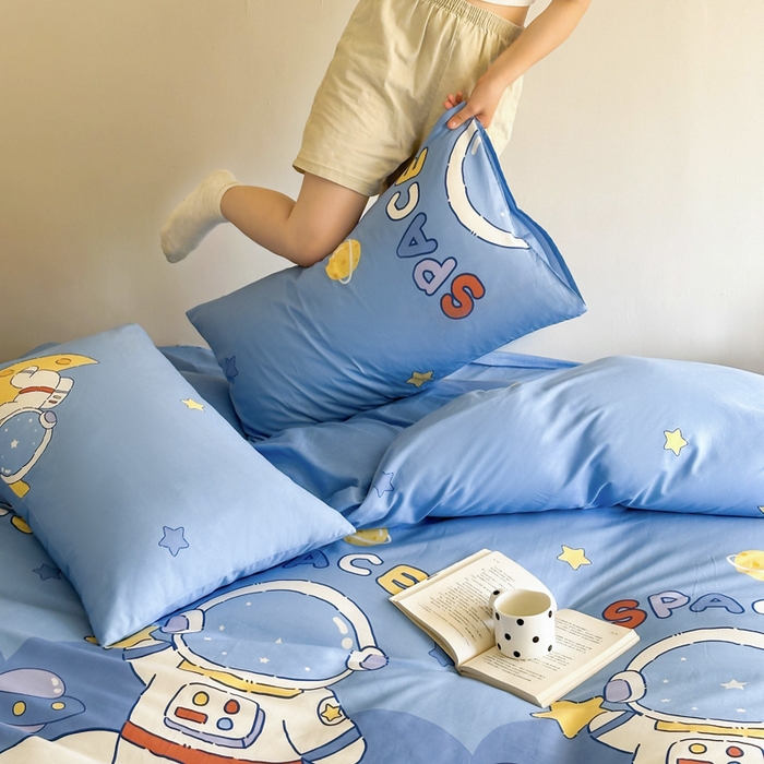 91家纺网 家纺一手货源 找家纺 澳梵家居 2025新款全棉印花四件套 宇航员