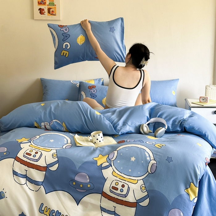 91家纺网 家纺一手货源 找家纺 澳梵家居 2025新款全棉印花四件套 宇航员