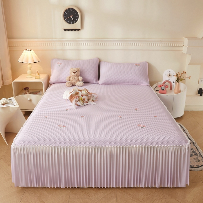 91家纺网 家纺一手货源 找家纺 （总）爱思凯家纺 2025新款小花-床裙 PE真豆豆刺绣软席凉席