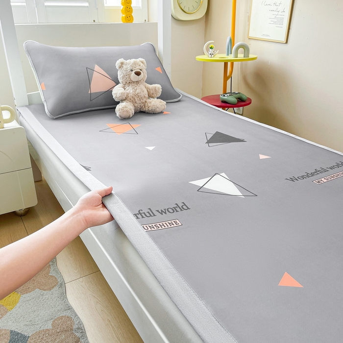 91家纺网 家纺一手货源 找家纺 （总）爱思凯家纺 2025新款【学生】碳光冰皮席凉席