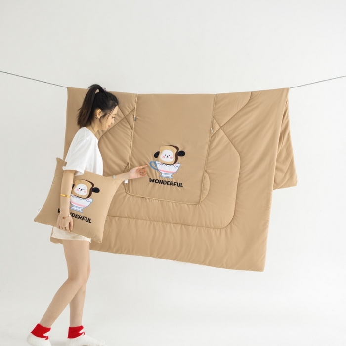 91家纺网 家纺一手货源 找家纺 （总）照世家纺 2025新款多功能贴布绣大豆抱枕被【控价不能低于 40的58 45的75 50的89】