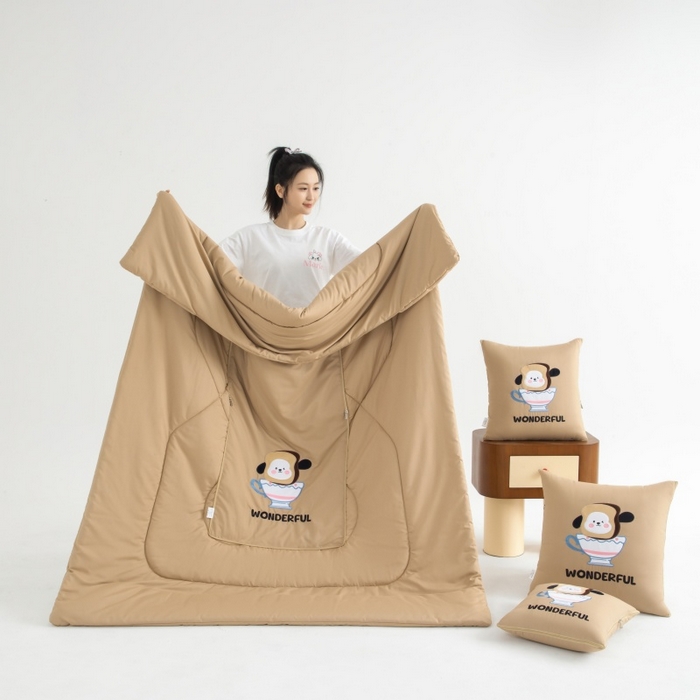 91家纺网 家纺一手货源 找家纺 （总）照世家纺 2025新款多功能贴布绣大豆抱枕被【控价不能低于 40的58 45的75 50的89】