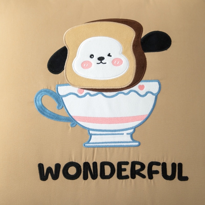 91家纺网 家纺一手货源 找家纺 （总）照世家纺 2025新款多功能贴布绣大豆抱枕被【控价不能低于 40的58 45的75 50的89】