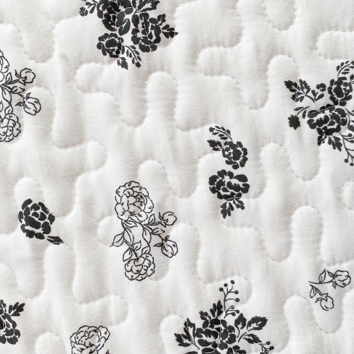 91家纺网 家纺一手货源 找家纺 佳品居 2025新款A类水洗棉夹棉夏被床盖四件套-赫本风 赫本风花馨