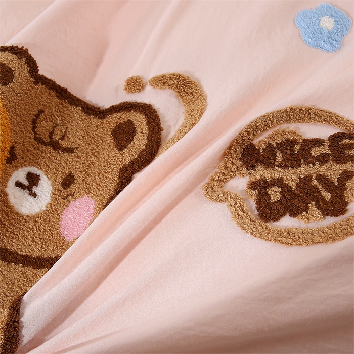 91家纺网 家纺一手货源 找家纺 优米家纺 2025新款A类水洗棉毛巾绣四件套-奶酪小熊 奶酪小熊-柔情玉