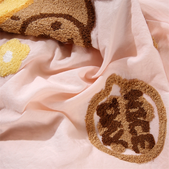 91家纺网 家纺一手货源 找家纺 优米家纺 2025新款A类水洗棉毛巾绣四件套-奶酪小熊 奶酪小熊-柔情玉