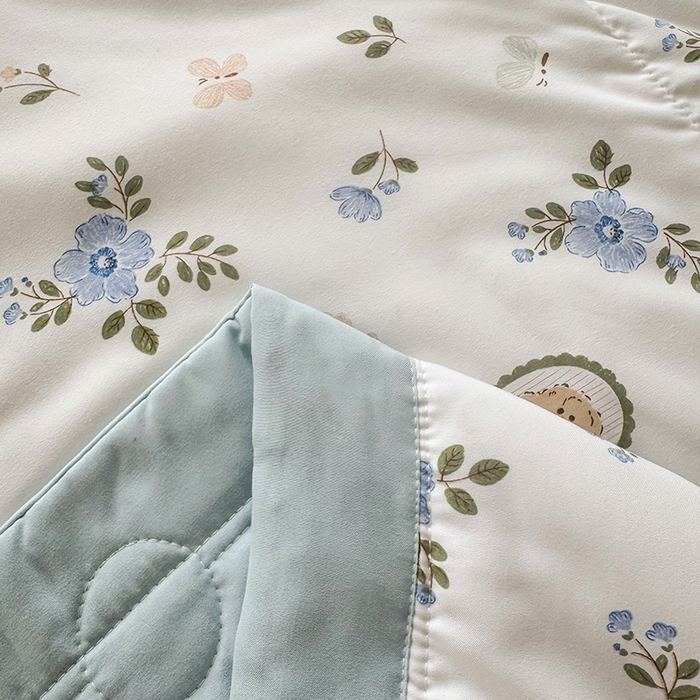91家纺网 家纺一手货源 找家纺 优尚家纺 2025新款水洗棉棉花夏被 花卉清新系列-青花韵