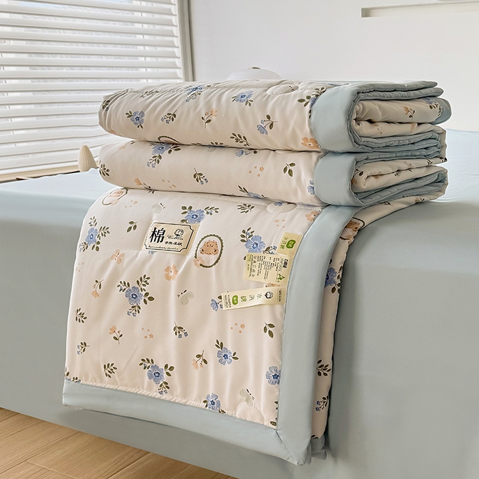 91家纺网 家纺一手货源 找家纺 优尚家纺 2025新款水洗棉棉花夏被 花卉清新系列-青花韵