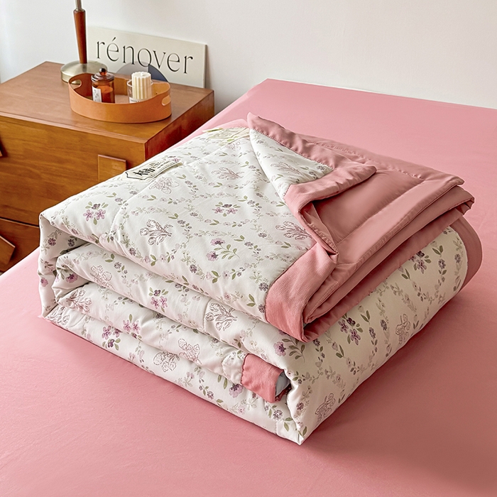 91家纺网 家纺一手货源 找家纺 优尚家纺 2025新款水洗棉棉花夏被 花卉清新系列-烟萝紫