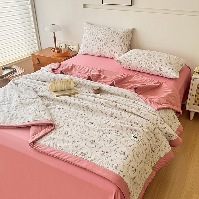 91家纺网 家纺一手货源 找家纺 优尚家纺 2025新款水洗棉棉花夏被 花卉清新系列-烟萝紫