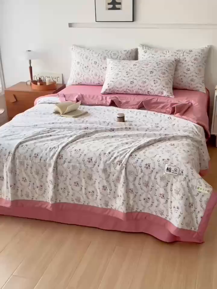 91家纺网 家纺一手货源 找家纺 优尚家纺 2025新款水洗棉棉花夏被 花卉清新系列-烟萝紫