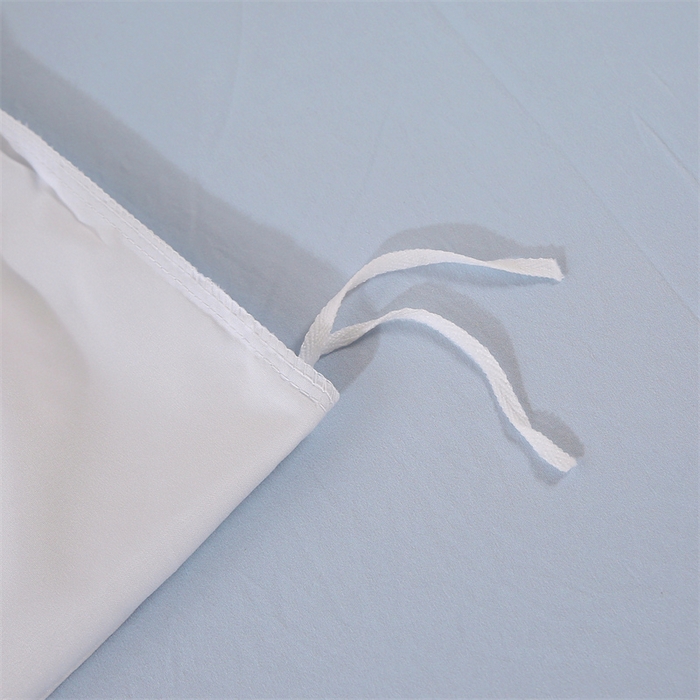 91家纺网 家纺一手货源 找家纺 优米家纺 2025新款A类水洗棉毛巾绣四件套-奶酪小熊 奶酪小熊-月光白