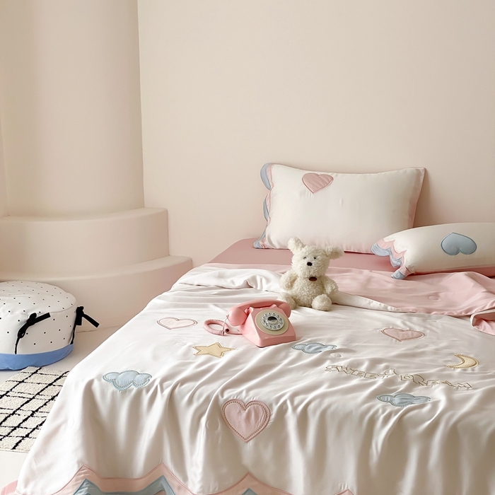 91家纺网 家纺一手货源 找家纺 星野 2025新款60s进口奥地利兰精天丝蚕丝夏被夏凉被空调被兰精天丝夏被系列 阳光彩虹