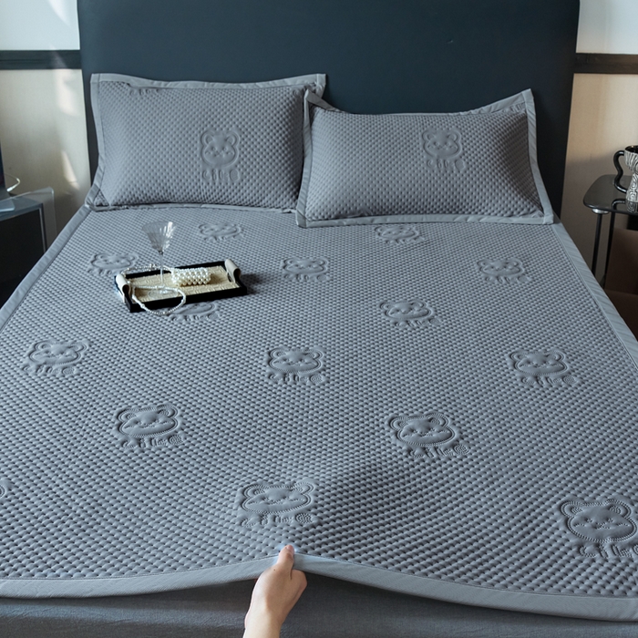 91家纺网 家纺一手货源 找家纺 （总）金盛皇朝家纺 2025新款冰丝凉感凉豆豆凉席席子凉席-床席款