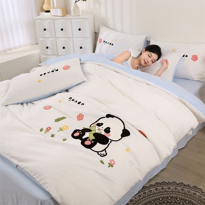 91家纺网 家纺一手货源 找家纺 （总）优米家纺 2025新款A类水洗棉毛巾绣四件套-熊猫