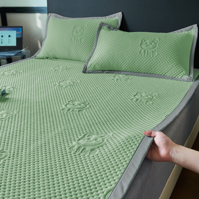 91家纺网 家纺一手货源 找家纺 金盛皇朝家纺 2025新款冰丝凉感凉豆豆凉席席子凉席-床席款 雅宝绿