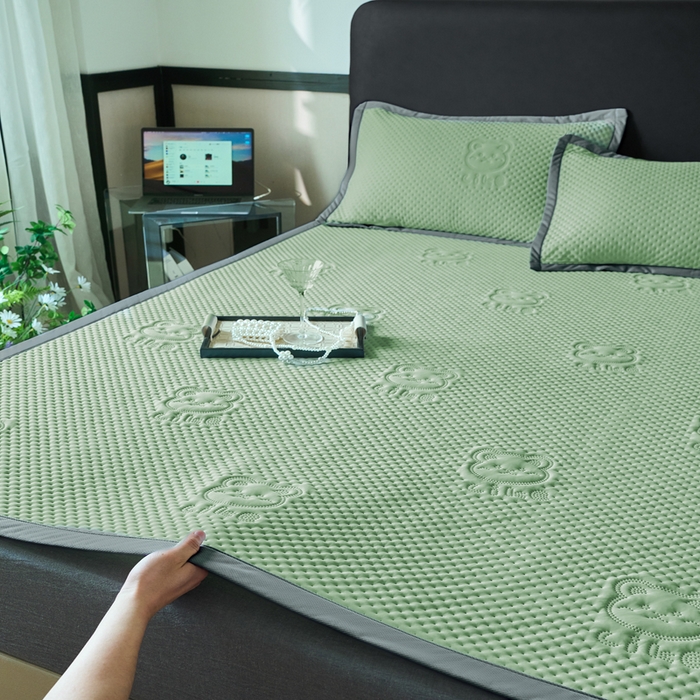91家纺网 家纺一手货源 找家纺 金盛皇朝家纺 2025新款冰丝凉感凉豆豆凉席席子凉席-床席款 雅宝绿