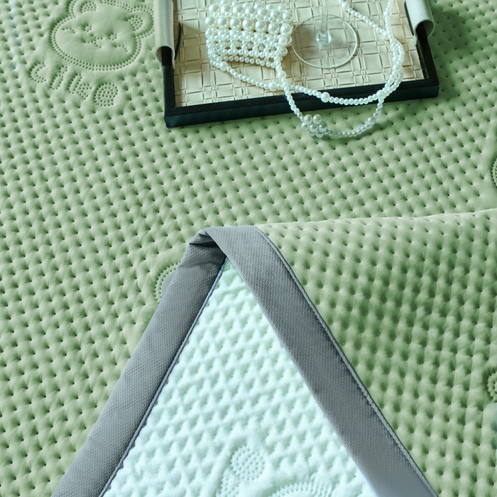 91家纺网 家纺一手货源 找家纺 金盛皇朝家纺 2025新款冰丝凉感凉豆豆凉席席子凉席-床席款 雅宝绿