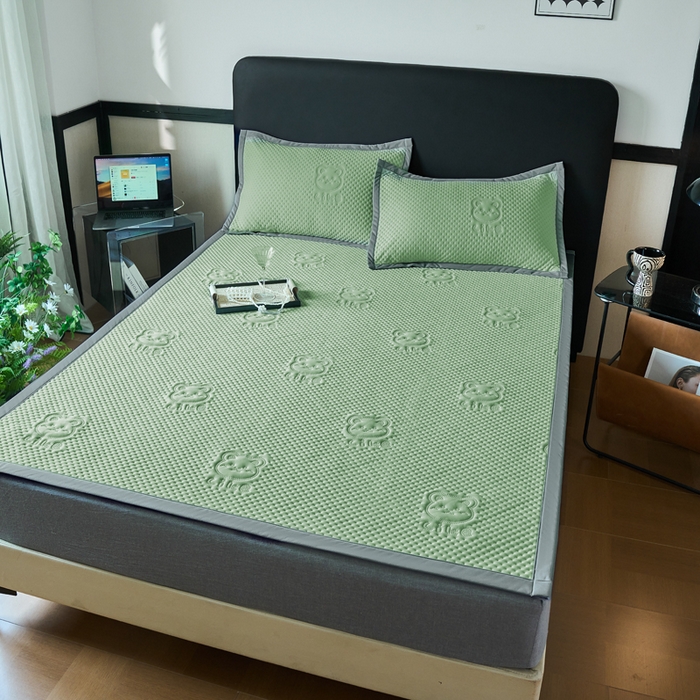 91家纺网 家纺一手货源 找家纺 金盛皇朝家纺 2025新款冰丝凉感凉豆豆凉席席子凉席-床席款 雅宝绿