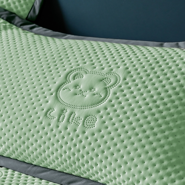 91家纺网 家纺一手货源 找家纺 金盛皇朝家纺 2025新款冰丝凉感凉豆豆凉席席子凉席-床席款 雅宝绿