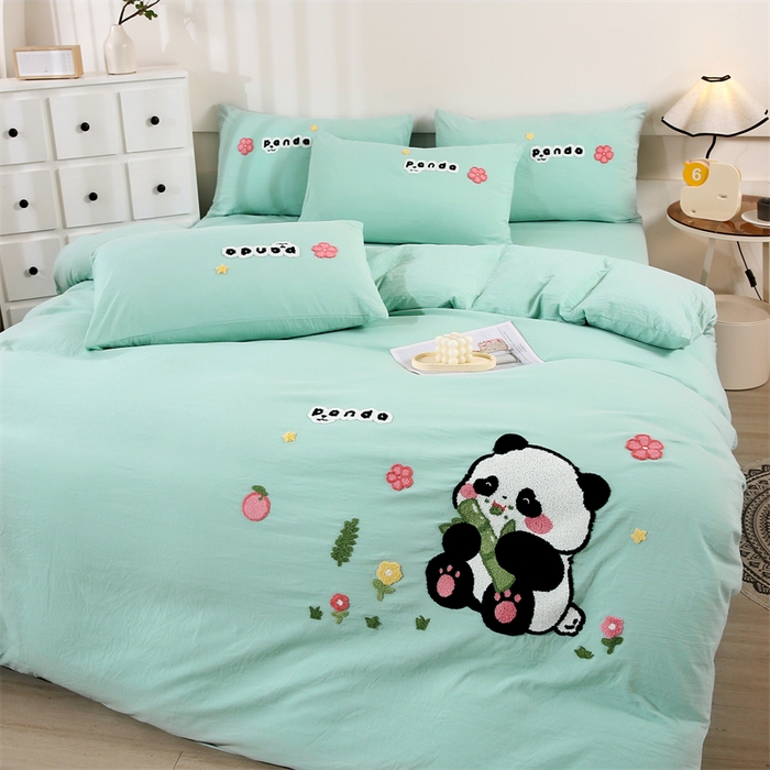 91家纺网 家纺一手货源 找家纺 优米家纺 2025新款A类水洗棉毛巾绣四件套-熊猫 熊猫-青草绿