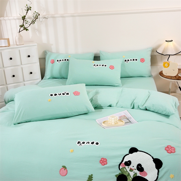 91家纺网 家纺一手货源 找家纺 优米家纺 2025新款A类水洗棉毛巾绣四件套-熊猫 熊猫-青草绿