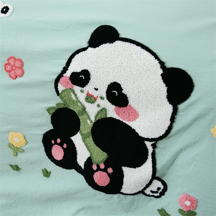 91家纺网 家纺一手货源 找家纺 优米家纺 2025新款A类水洗棉毛巾绣四件套-熊猫 熊猫-青草绿