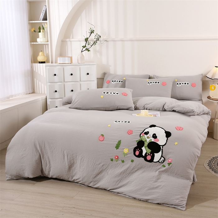 91家纺网 家纺一手货源 找家纺 优米家纺 2025新款A类水洗棉毛巾绣四件套-熊猫 熊猫-绅士灰